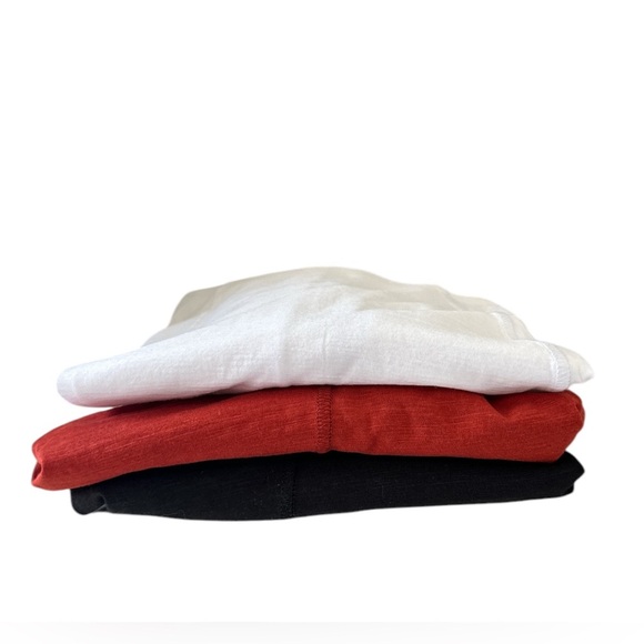 Westbound Woman Tops (3) Black, Orange, White. Size 2X - Picture 9 of 9